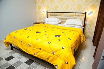 ark hotel and apartments