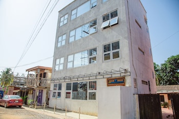 ark hotel and apartments