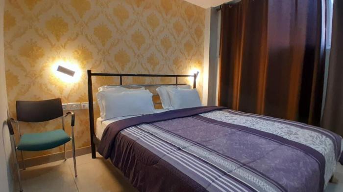 ark hotel and apartments