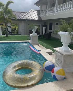 vintage oaks hideaway