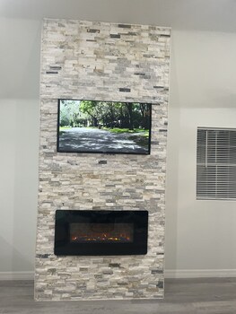 the tiny cottage in the springs