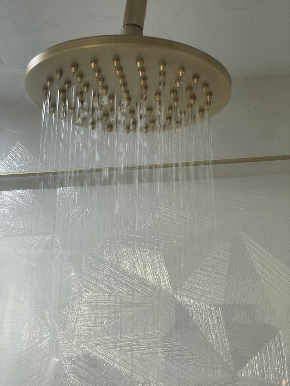 the tiny cottage in the springs