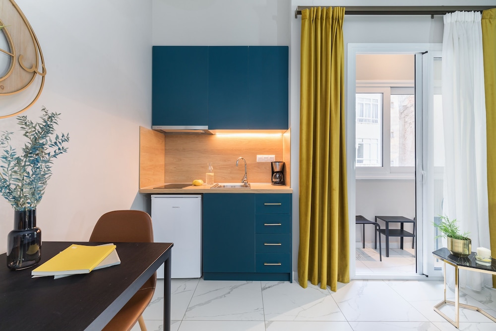 black onyx comfort suites