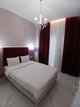 black onyx comfort suites