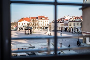 Pod Ratuszem,Rzeszów>>Rzeszow,2 star