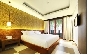 sun island hotel and spa legian