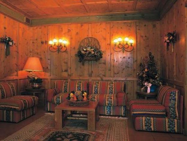 boutique hotel villa blu cortina