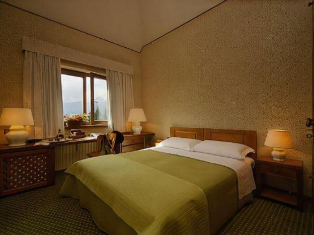 boutique hotel villa blu cortina
