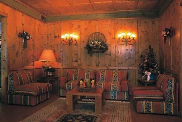 boutique hotel villa blu cortina