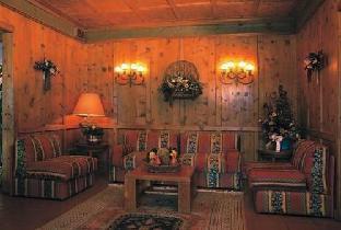 boutique hotel villa blu cortina