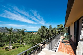 l ulivo blu two bed with seaview balcony loc
