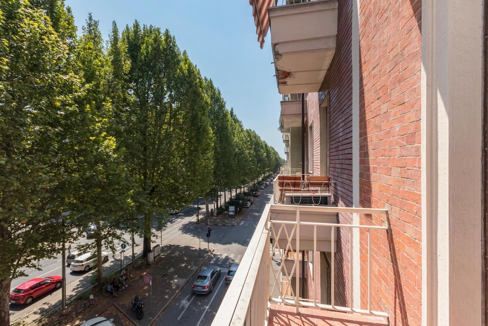 agnelli 80 appartamento agnelli vicino al pala a