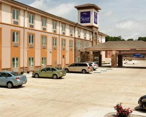 sleep inn and suites fort scott