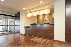 sleep inn and suites fort scott