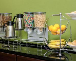 sleep inn and suites fort scott