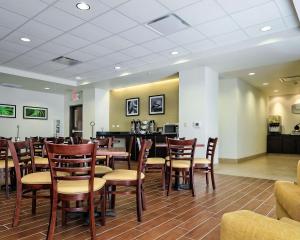 sleep inn and suites fort scott