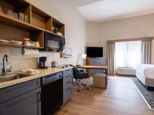 candlewood suites arundel mills bwi airport by ihg