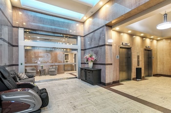 modern condo in downtown new orleans