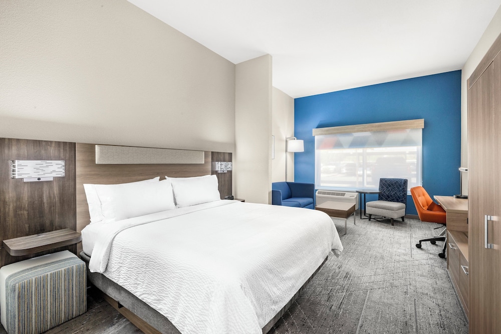 holiday inn express and suites phoenix west tolles
