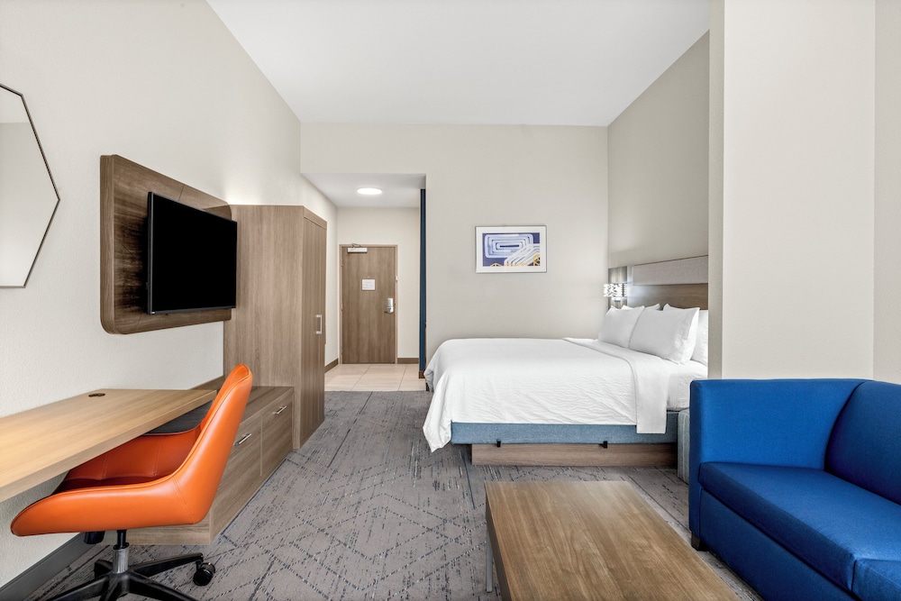 holiday inn express and suites phoenix west tolles