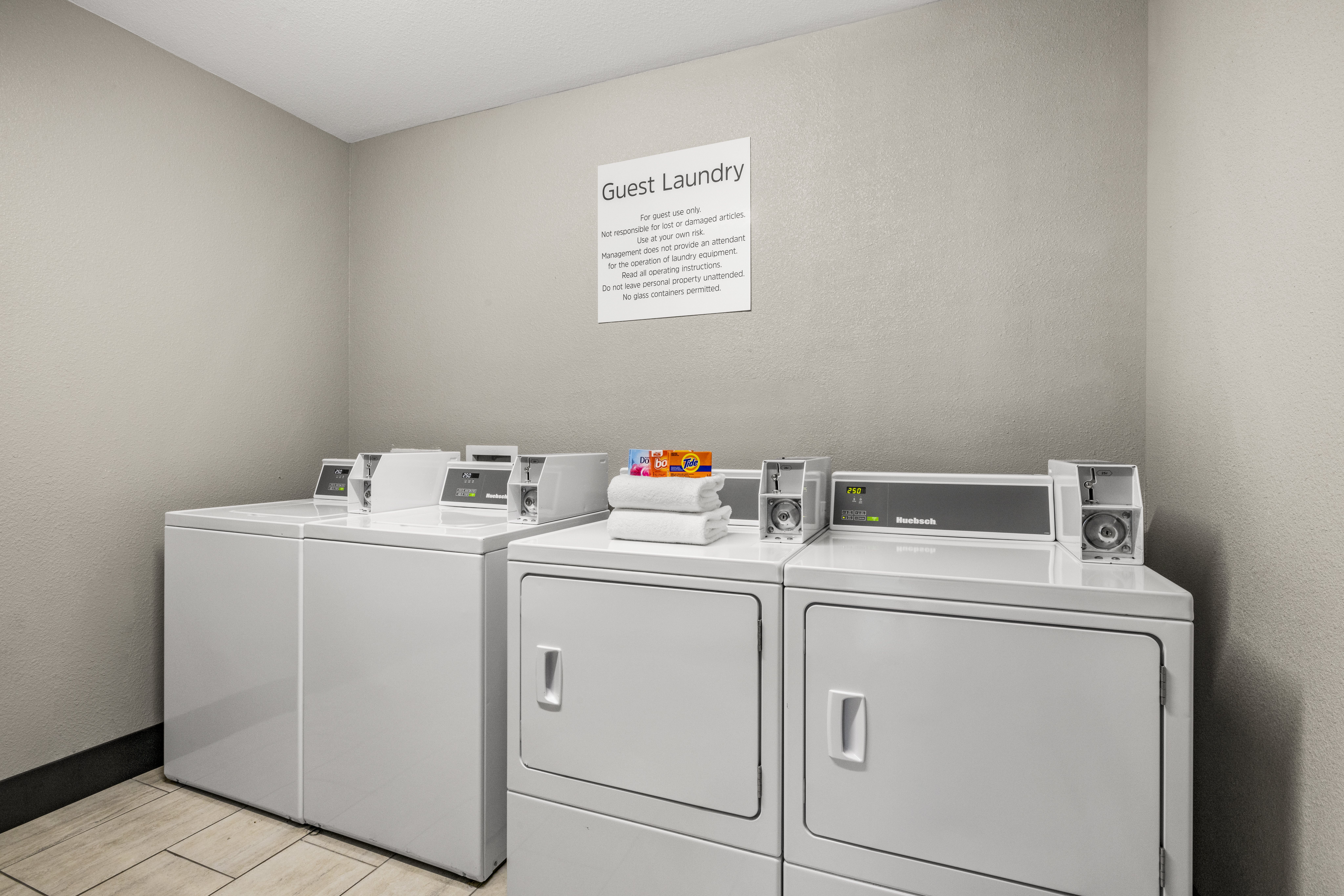 holiday inn express and suites phoenix west tolles