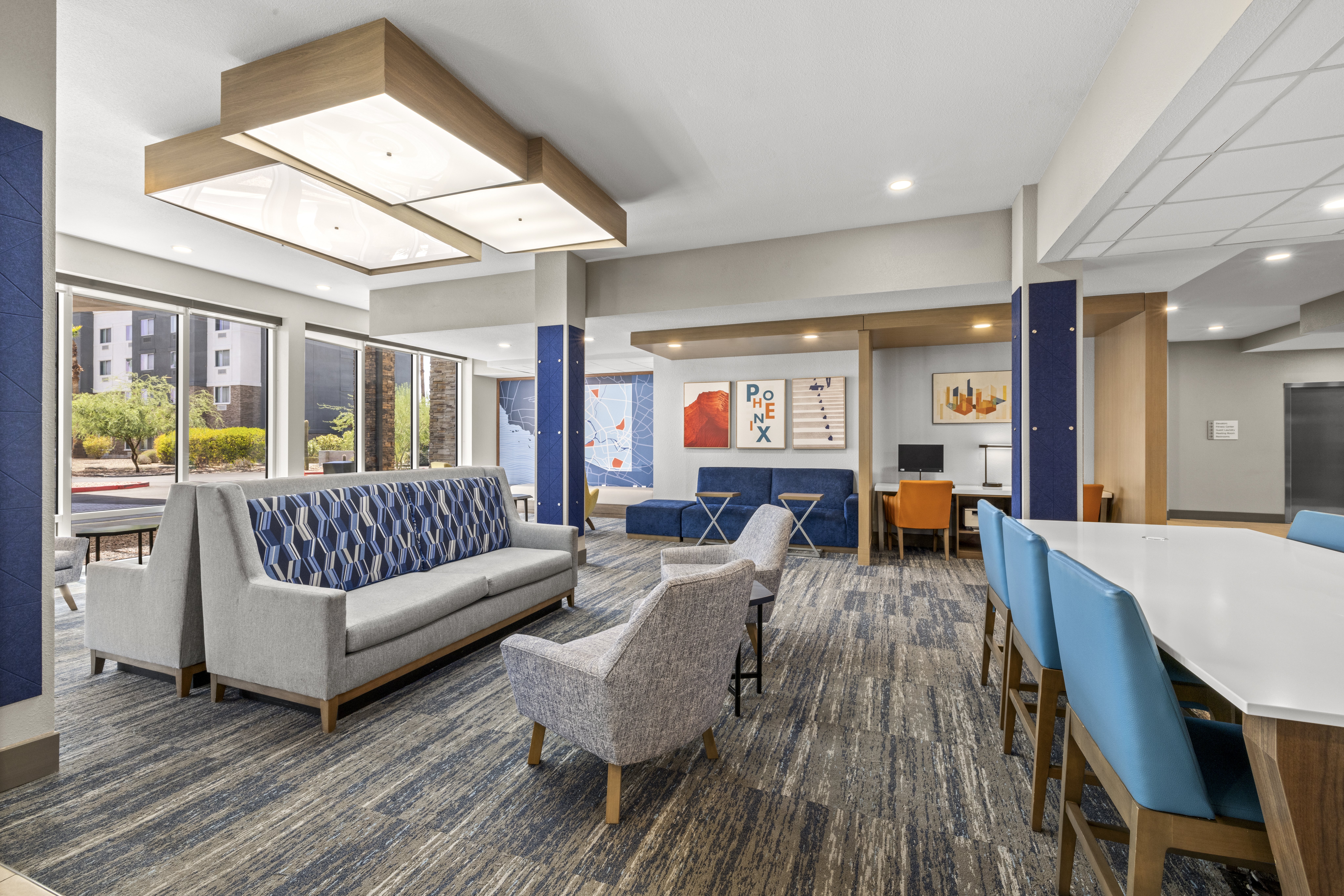 holiday inn express and suites phoenix west tolles