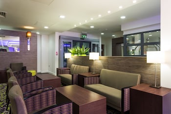 holiday inn express harlow by ihg