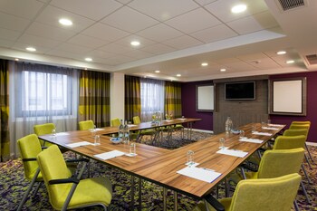 Holiday Inn Express Harlow, An Ihg Hotel,Harlow>>Essex,3 star