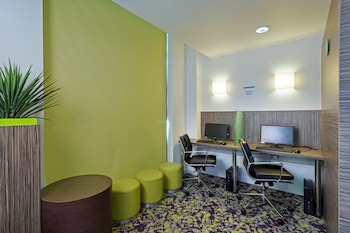 holiday inn express harlow by ihg