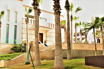 dominium residence