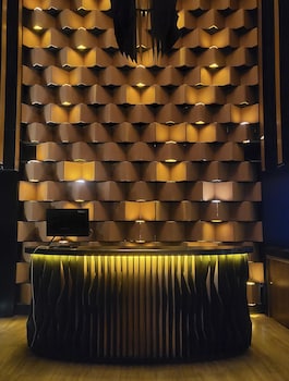 business suites mine