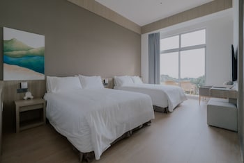 sunlight on the peninsula