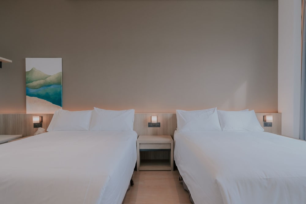 sunlight on the peninsula