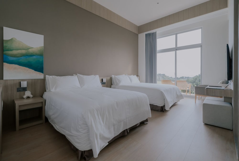 sunlight on the peninsula