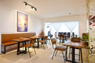 hanz armory hotel and apartment