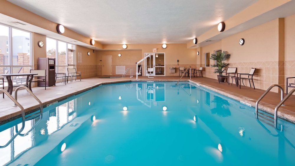 Best Western Plus Butterfield Inn,Hays>>Ellis,3 star