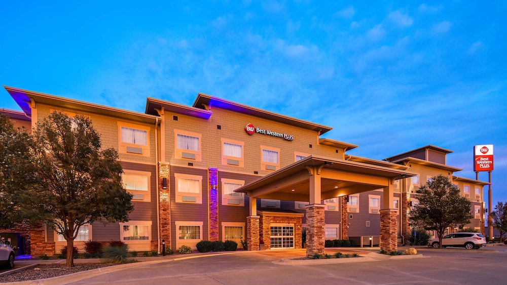Best Western Plus Butterfield Inn,Hays>>Ellis,3 star