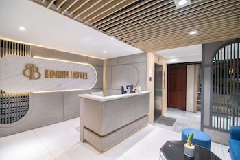 bin bin hotel 8 near sunrise city