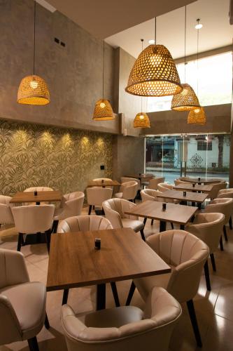 street 55 hotel