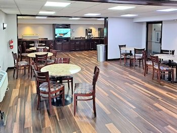 suites catonsville md baltimore west