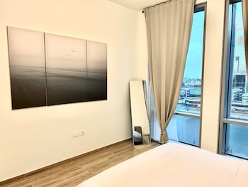 Stunning 1Bedroom With Balcony In Harboor City,United Arab Emirates>>Dubai,0 star