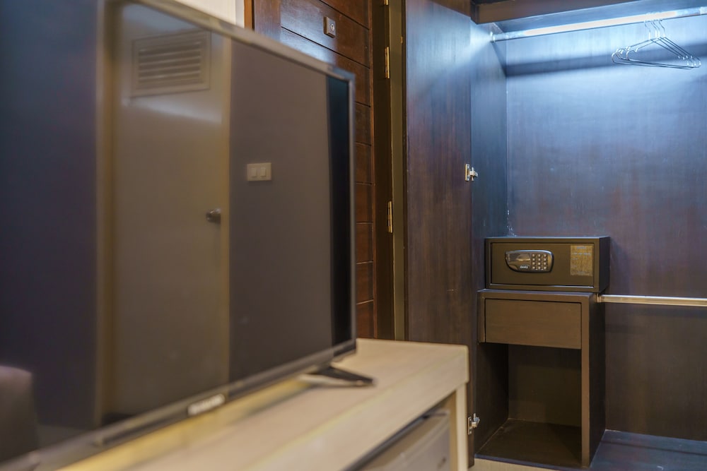 de lux bangkok hotel