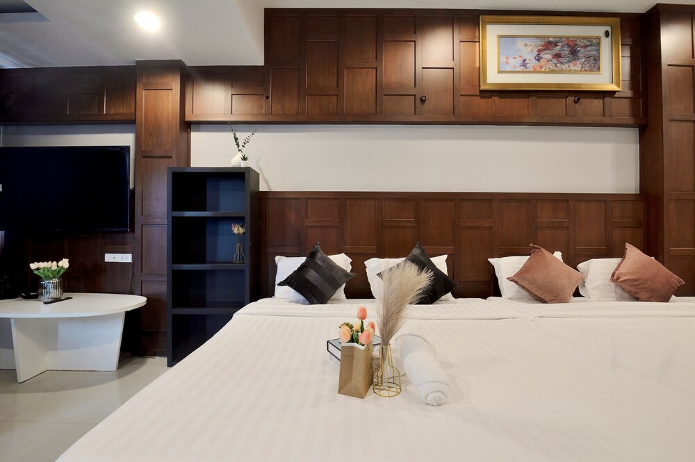 de lux bangkok hotel