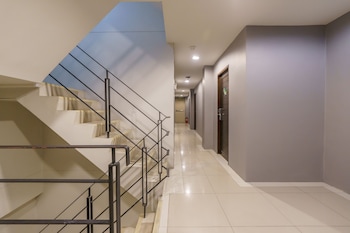 de lux bangkok hotel