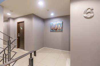 de lux bangkok hotel