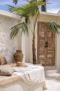 luxe and unique honeymoon bocami suites 2 by azure