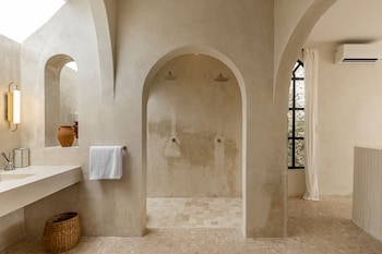 luxe and unique honeymoon bocami suites 2 by azure