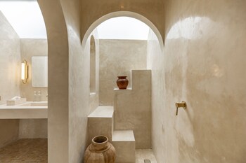 luxe and unique honeymoon bocami suites 2 by azure