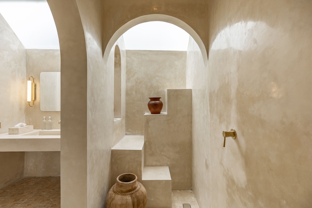 luxe and unique honeymoon bocami suites 2 by azure