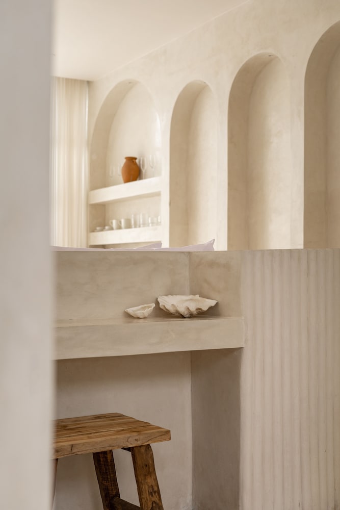 luxe and unique honeymoon bocami suites 2 by azure